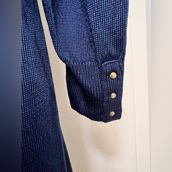 White House Black Market Open Caridigan - Picture 5 of 7